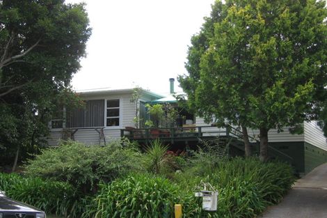 Photo of property in 9 Valkyria Place, Beach Haven, Auckland, 0626