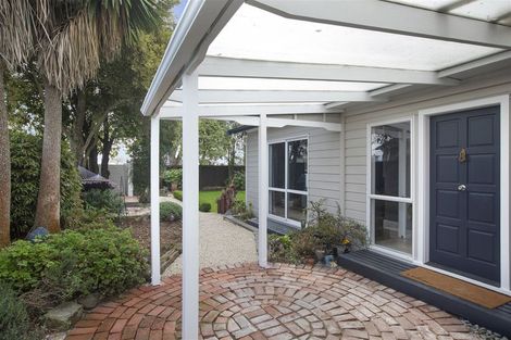 Photo of property in 533 Cranford Street, Redwood, Christchurch, 8051