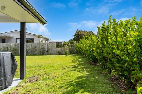 Photo of property in 2 William Gilbert Drive, Mangawhai, 0505