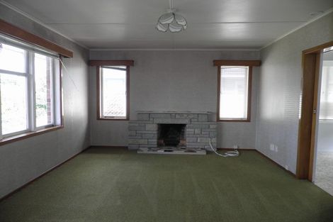 Photo of property in 8 Kohekohe Street, New Lynn, Auckland, 0600