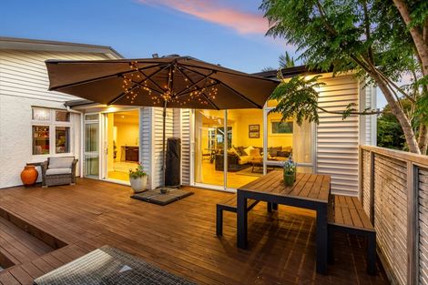 Photo of property in 18 Colin Grove, Hutt Central, Lower Hutt, 5010