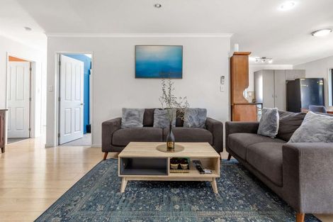 Photo of property in 45a Porchester Road, Papakura, 2110