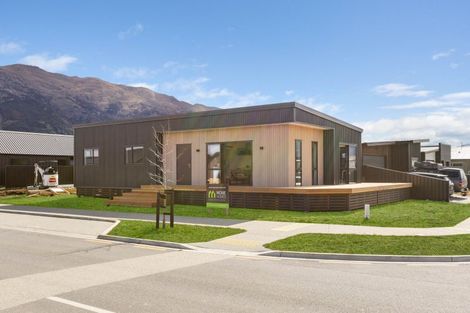 Photo of property in 32 Dunn Street, Lake Hawea, 9382