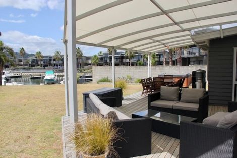 Photo of property in 12 Arawa Lane, Whitianga, 3510