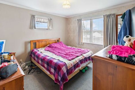 Photo of property in 4 Omori Place, Castlecliff, Whanganui, 4501