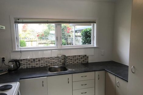 Photo of property in 3/289 Glenfield Road, Glenfield, Auckland, 0629