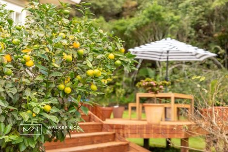 Photo of property in 4 Elmslie Road, Pinehaven, Upper Hutt, 5019