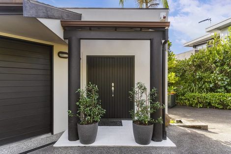 Photo of property in 116a Pah Road, Cockle Bay, Auckland, 2014