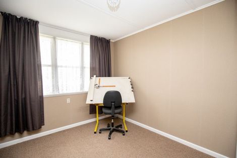 Photo of property in 54 Pipiroa Road, Ngatea, 3503