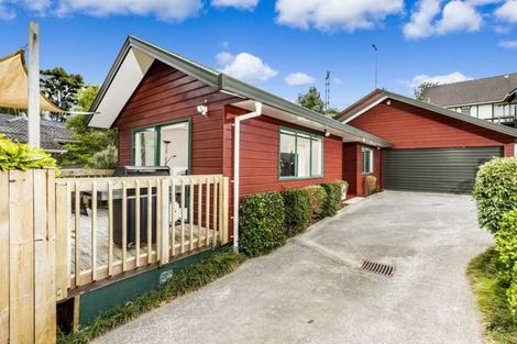 Photo of property in 3/129a Manuka Road, Bayview, Auckland, 0629