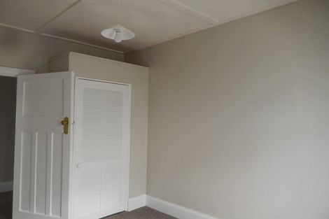 Photo of property in 20 Queens Drive, Kilbirnie, Wellington, 6022