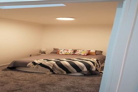 Photo of property in 48 Sharland Avenue, Manurewa, Auckland, 2102