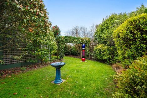 Photo of property in 11 Oxford Street, Marton, 4710