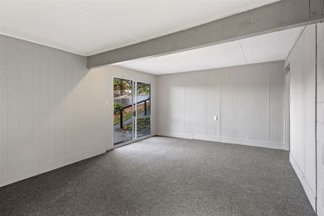 Photo of property in 1/3 Mcquoid Place, Glenfield, Auckland, 0629