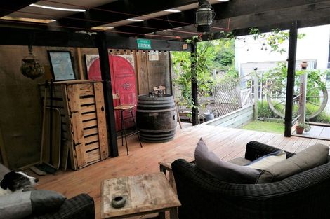 Photo of property in 49 Faraday Street, Hospital Hill, Napier, 4110