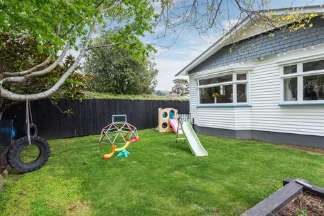 Photo of property in 31 Flavell Street, Heathcote Valley, Christchurch, 8022