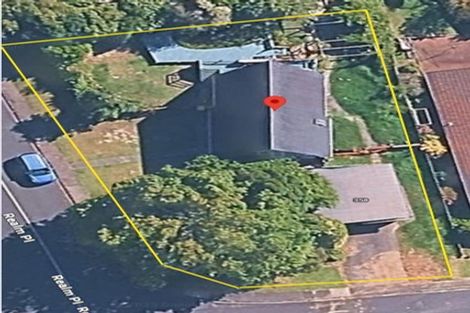 Photo of property in 1 Realm Place, Massey, Auckland, 0614