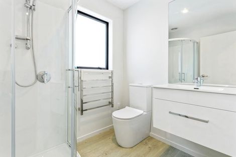 Photo of property in 2/23 View Road, Papakura, 2110