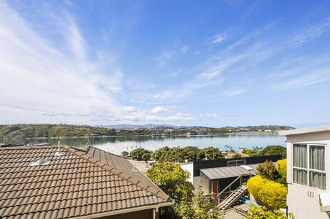 Photo of property in 4/378 Evans Bay Parade, Hataitai, Wellington, 6021