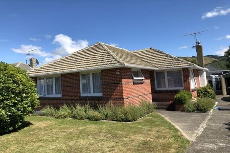 Photo of property in 251 Fergusson Drive, Heretaunga, Upper Hutt, 5018