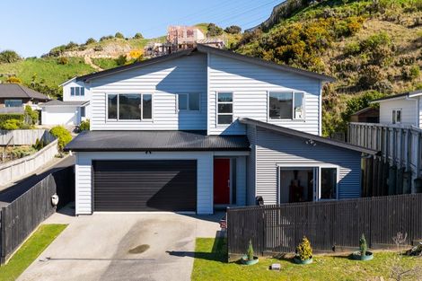 Photo of property in 25 Bickerton Rise, Churton Park, Wellington, 6037