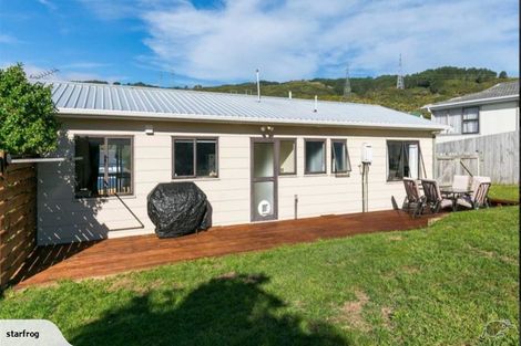 Photo of property in 32 Nassau Avenue, Grenada North, Wellington, 5028