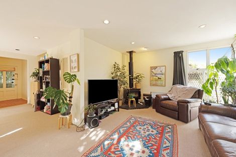 Photo of property in 16 Plymouth Street, Karori, Wellington, 6012