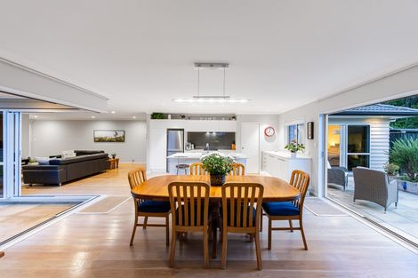 Photo of property in 343 Glenvar Road, Long Bay, Auckland, 0630