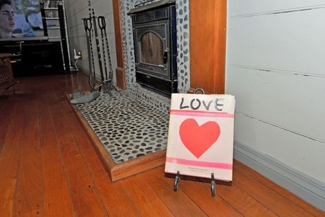 Photo of property in 305 Whananaki Road North, Opuawhanga, Hikurangi, 0181