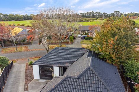 Photo of property in 45 Karnak Crescent, Russley, Christchurch, 8042