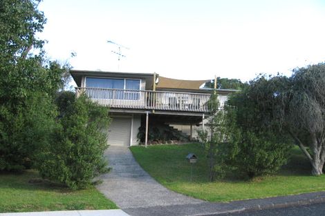 Photo of property in 2 Infidel Place, Torbay, Auckland, 0630