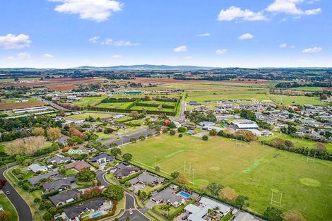 Photo of property in 17 Mahoe Glade, Patumahoe, Pukekohe, 2679