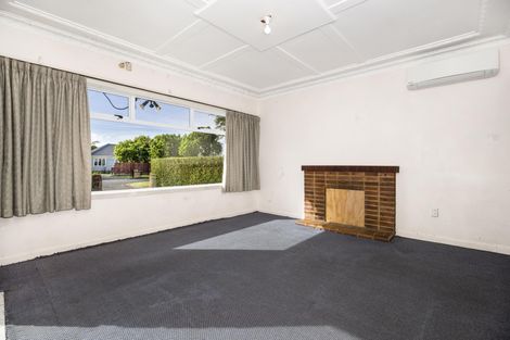 Photo of property in 2 Walter Street, Mangere East, Auckland, 2024
