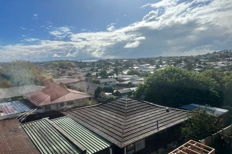 Photo of property in 3/60 Highland Drive, Highland Park, Auckland, 2010