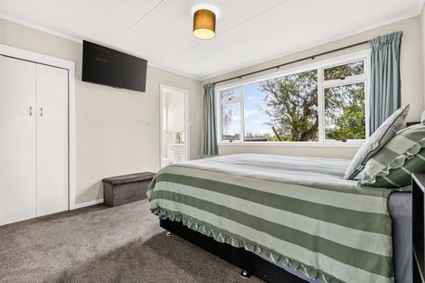Photo of property in 64 Pohutukawa Drive, Pukete, Hamilton, 3200