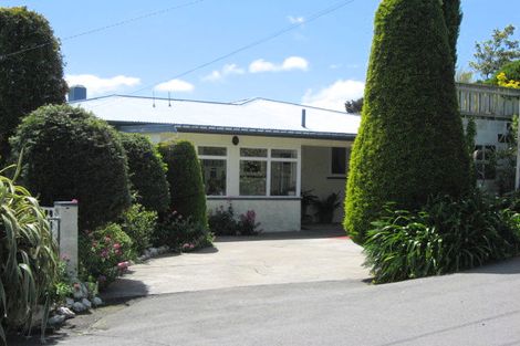 Photo of property in 16 Otago Street, Picton, 7220