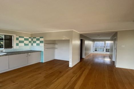 Photo of property in 94 Don Buck Road, Massey, Auckland, 0614