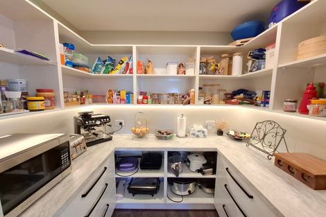 Photo of property in 5 Wheki Lane, Inglewood, 4330