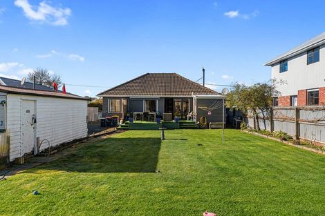 Photo of property in 18 Harris Crescent, Papanui, Christchurch, 8053