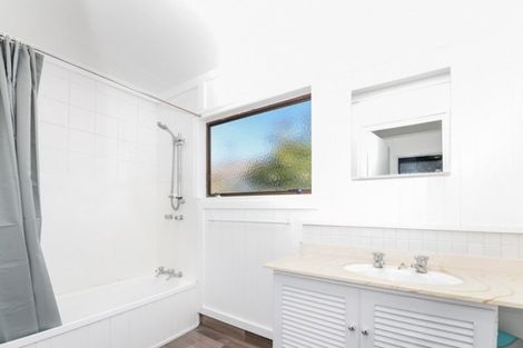 Photo of property in 26 Pohutukawa Drive, Owhata, Rotorua, 3010