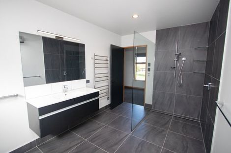 Photo of property in 142 Tarbottons Road, Tinwald, Ashburton, 7700