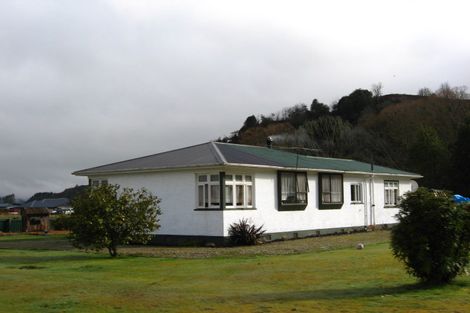 Photo of property in 6-8 Munson Street, Reefton, 7830