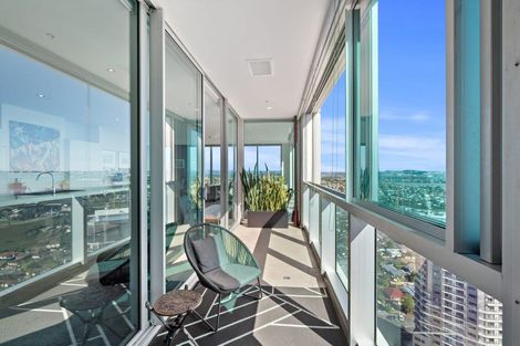 Photo of property in Sentinel Apartments, 2703/3 Northcroft Street, Takapuna, Auckland, 0622