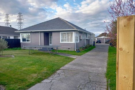 Photo of property in 24 Roberts Road, Hei Hei, Christchurch, 8042
