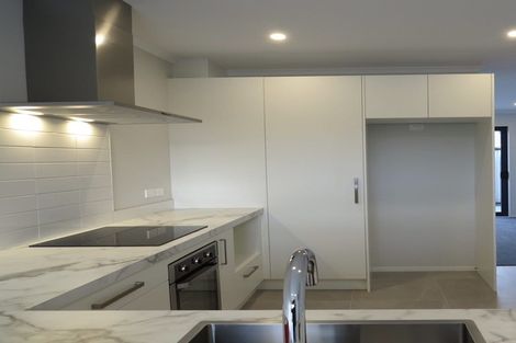 Photo of property in 35a O'meara Street, Swanson, Auckland, 0614