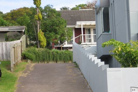 Photo of property in 11a Sunderlands Road, Half Moon Bay, Auckland, 2012