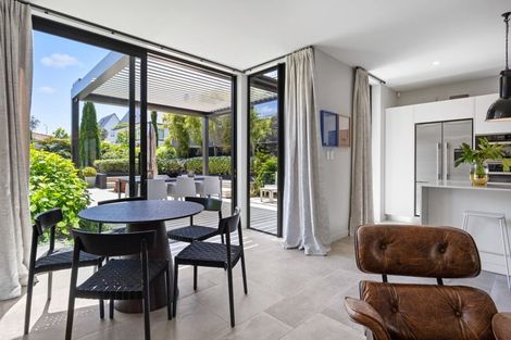 Photo of property in 1/141 Peterborough Street, Christchurch Central, Christchurch, 8013
