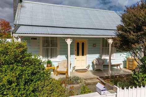 Photo of property in 24 Arrow Street, Wakefield, 7025