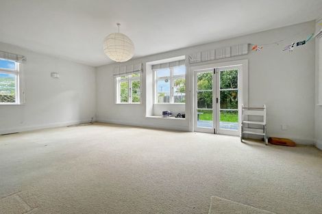 Photo of property in 25 Chamberlain Road, Karori, Wellington, 6012