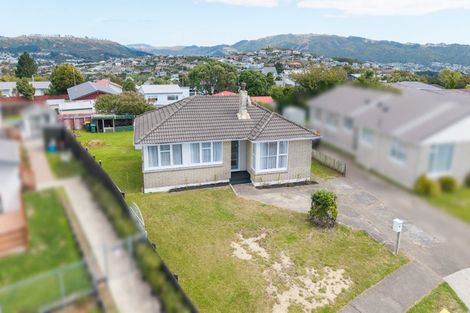 Photo of property in 17 Caduceus Place, Ascot Park, Porirua, 5024
